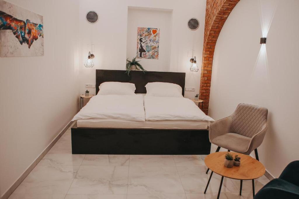 Zizkoff Apartments Prag Exteriör bild